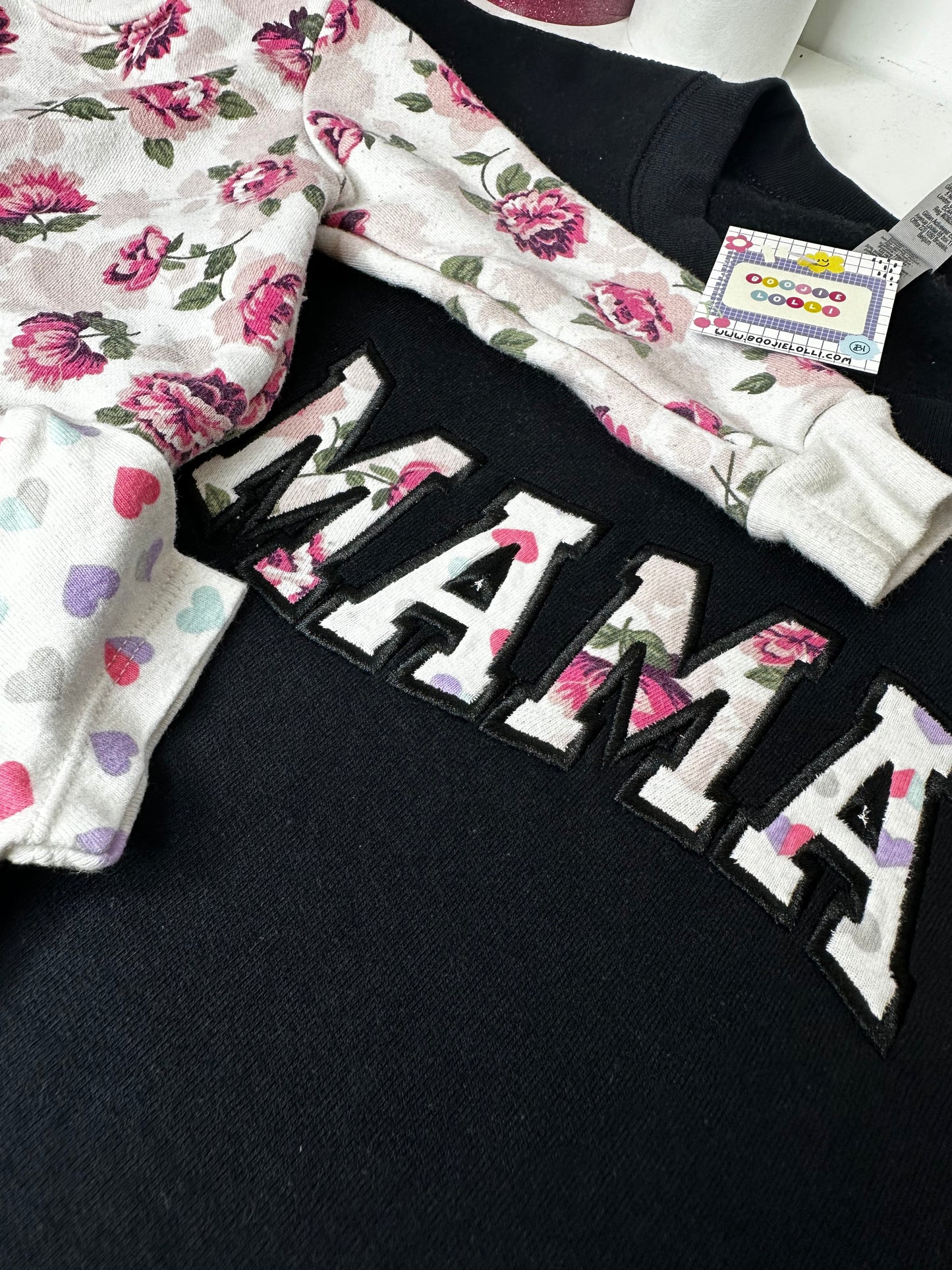 Mama Sounvier Crewneck