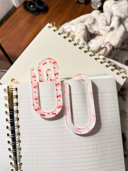 Jumbo Paperclip
